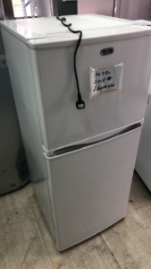 フィフティ製の冷蔵庫